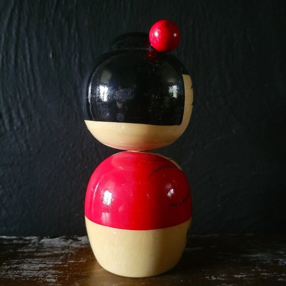 Vintage Japanese Traditional Vintage Wood Kokeshi Doll Red Dress 4.875 Inches - Picture 3 of 6